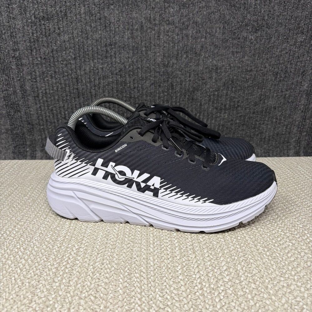 Hoka One One Rincon 2 Black White Athletic Running Shoes Women’s Size 8.5 US